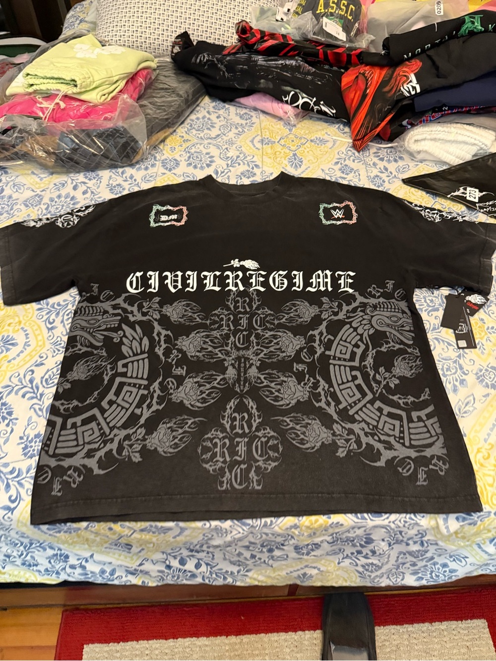 Civil Regime Dirty Dom Men’s Black Graphic Short Sleeve Tee size Large